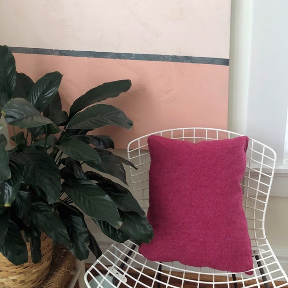 Geiger/Herman Miller Pillow Wool and Linen Duck Feather Down DWR - Picture 7 of 8